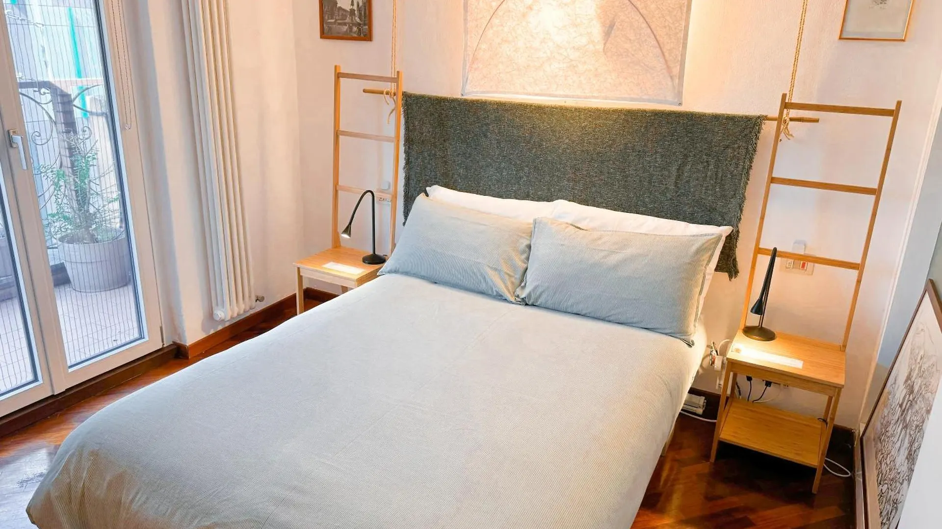 Appartamento Commenda 25 - A Special Spot In The Heart Of Milano 0*,  Italia